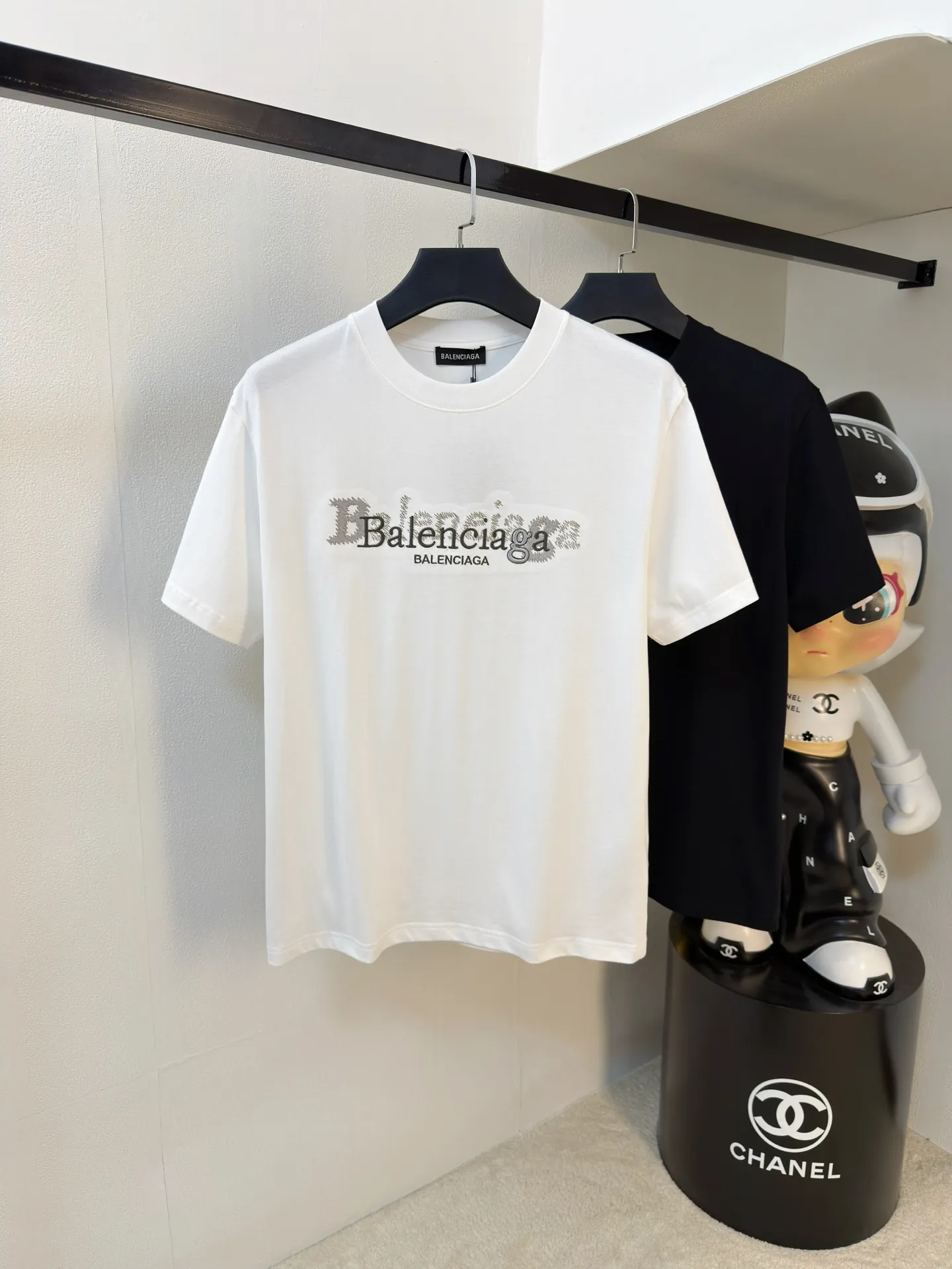 P190 New Arrival New Arrival T Premium ！ logo Premium . . . . . ！ ：Black White Sizes：M 3XL